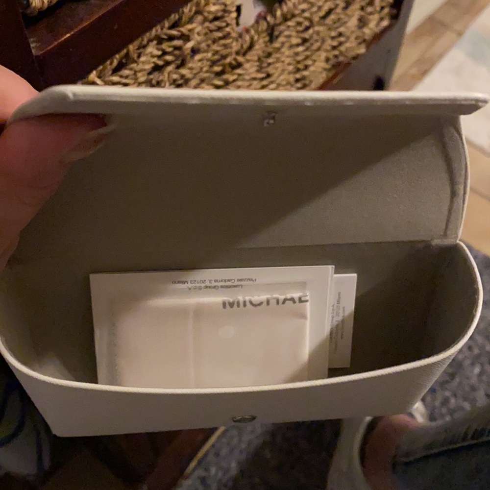 Michael Kors sunglasses - Picture 3 of 3